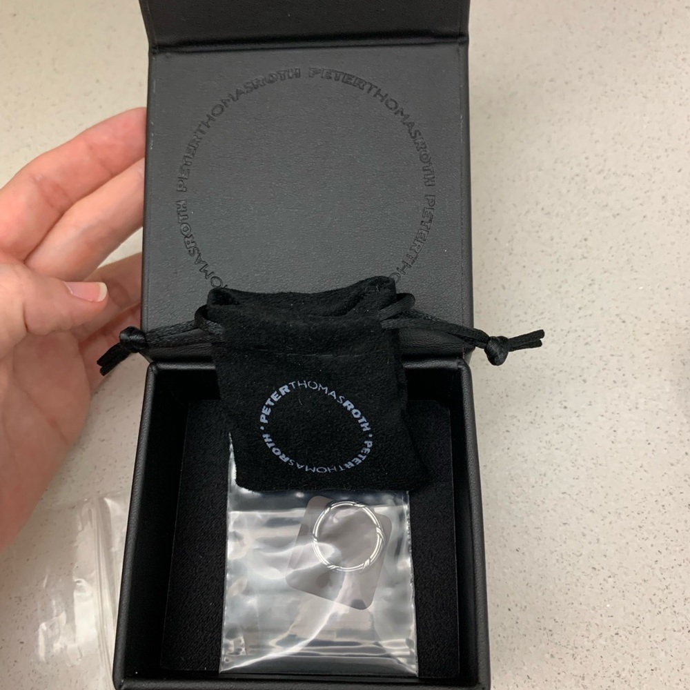 NWT Peter Thomas Roth Signature Classic Band 3 mm Ring in size 5 - Picture 7 of 11